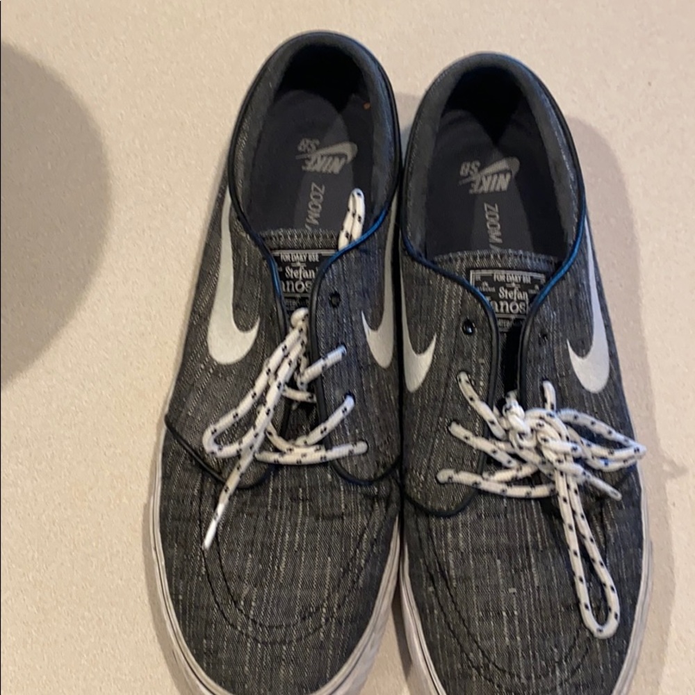 Nike janoski